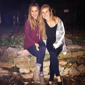 Meet your Posher, Addison